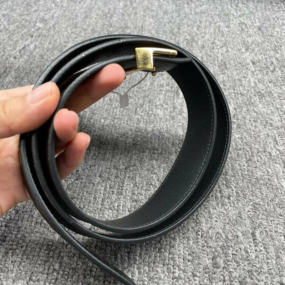 100% Authentic Louis Vuitton Leather Belt - Picture 6 of 7